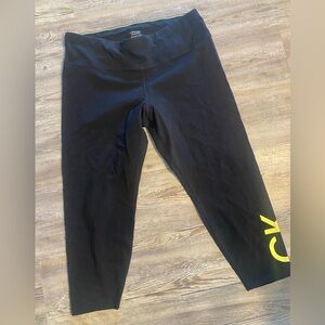 EUC CALVIN KLEIN PERFORMANCE Crop Logo Leggings 2X